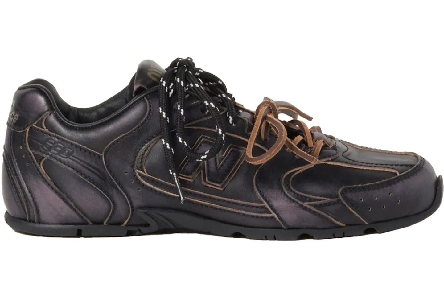 New Balance Miu Miu black