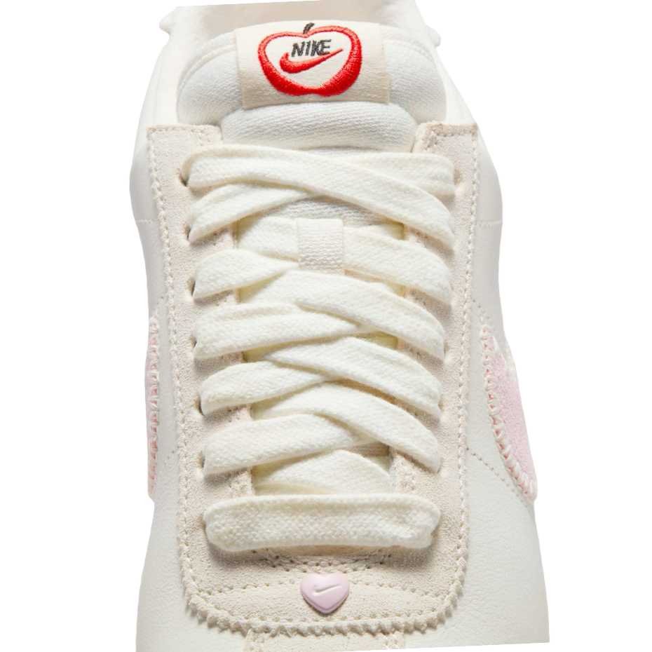 Nike
Women's Cortez "Valentine's Day" - Sail/Pink Foam