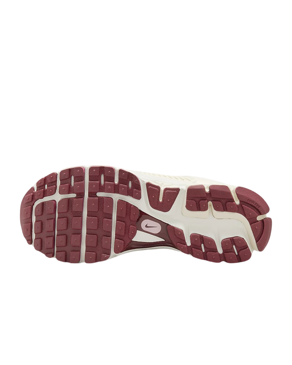 Nike Zoom Vomero 5
Women's Shoes