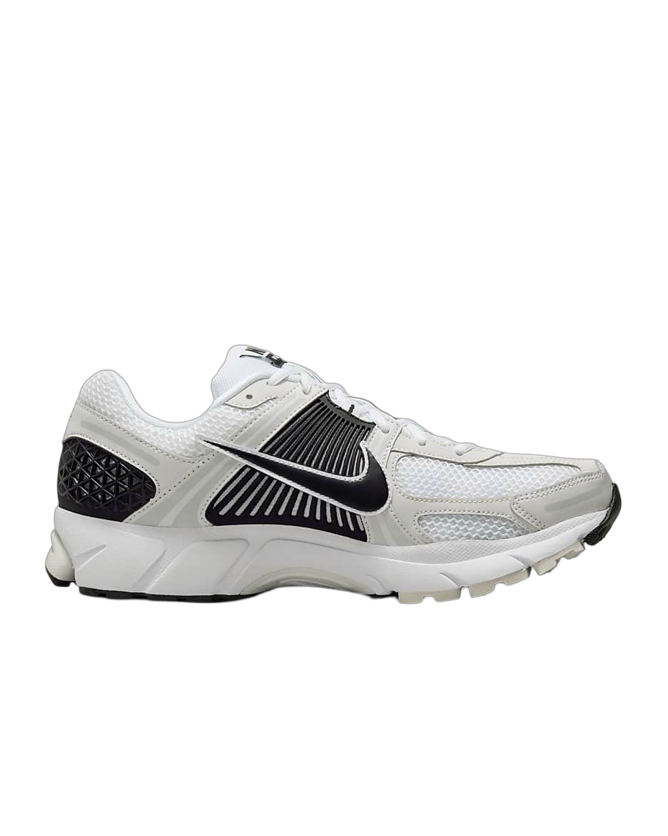 Nike Vomero 5 White Black