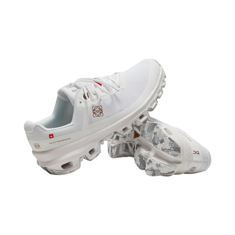 On cloud
x Loewe Mens Cloudventure