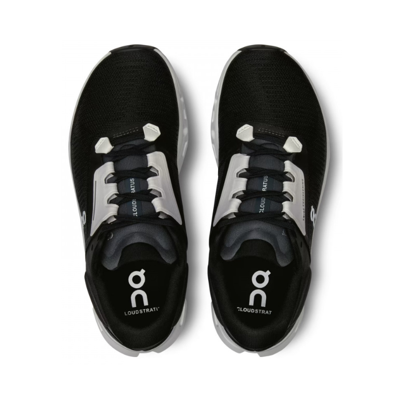 On Cloudstratus 3 Black/Frost