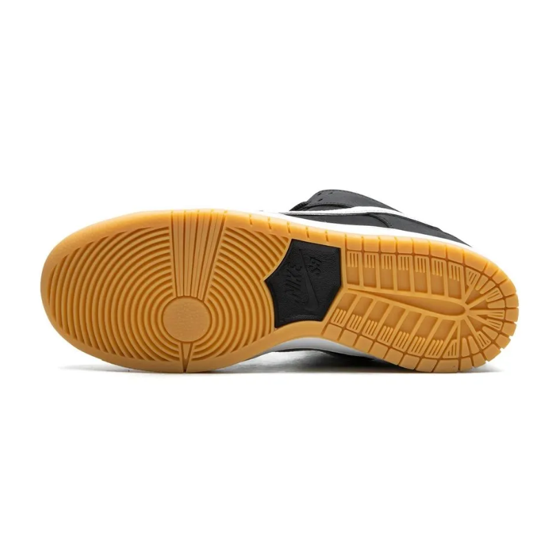 Nike SB Dunk Low Pro Black Gum