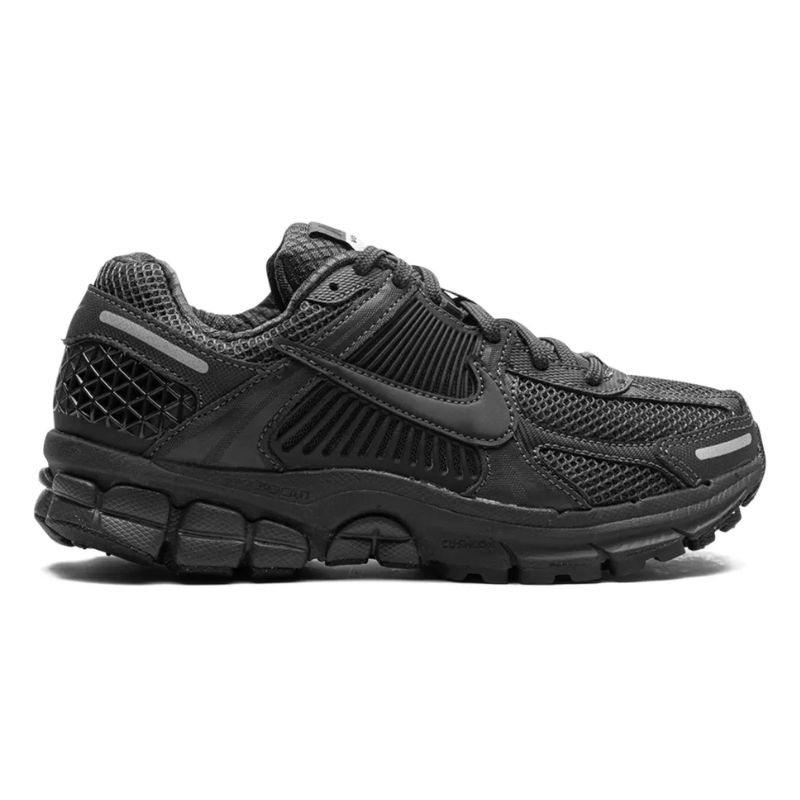 Nike Zoom Vomero 5 Triple Black