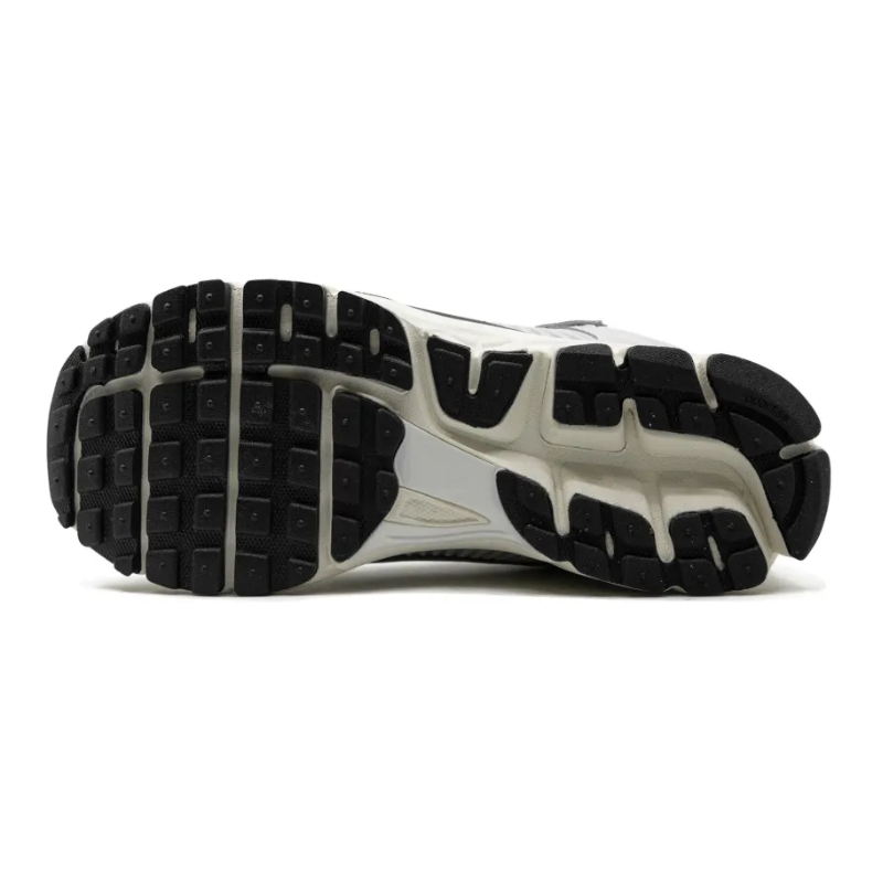 Nike Zoom Vomero 5 Photon Dust Metallic Silver (Women's)