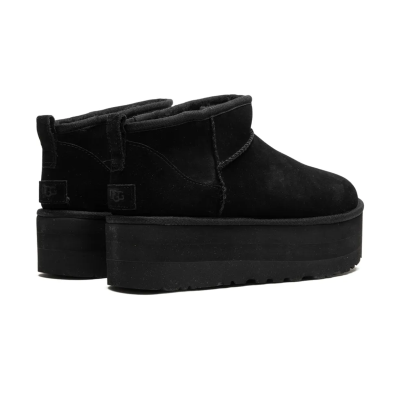 UGG
Classic Ultra Mini platform boots