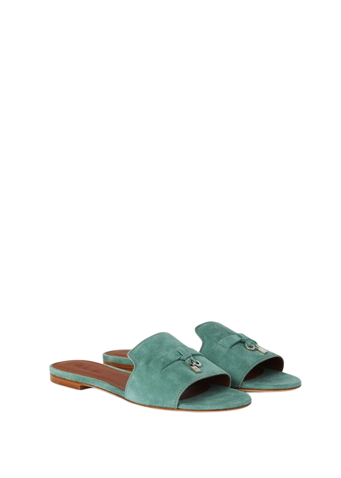 Loro piana Summer Charms
Suede Goatskin
Sap Green