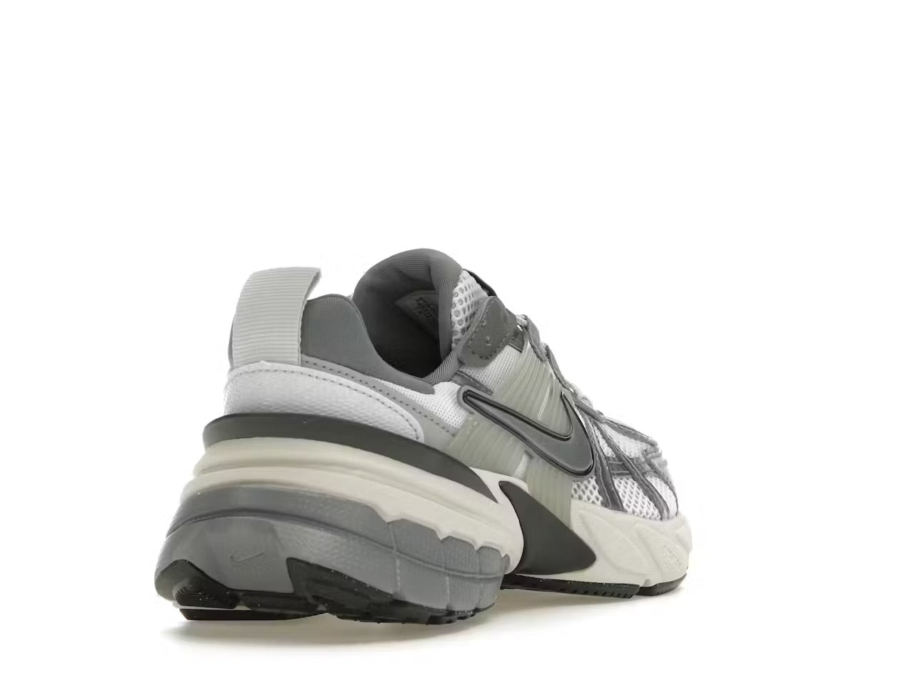Nike V2K Run Pure Platinum Wolf Grey