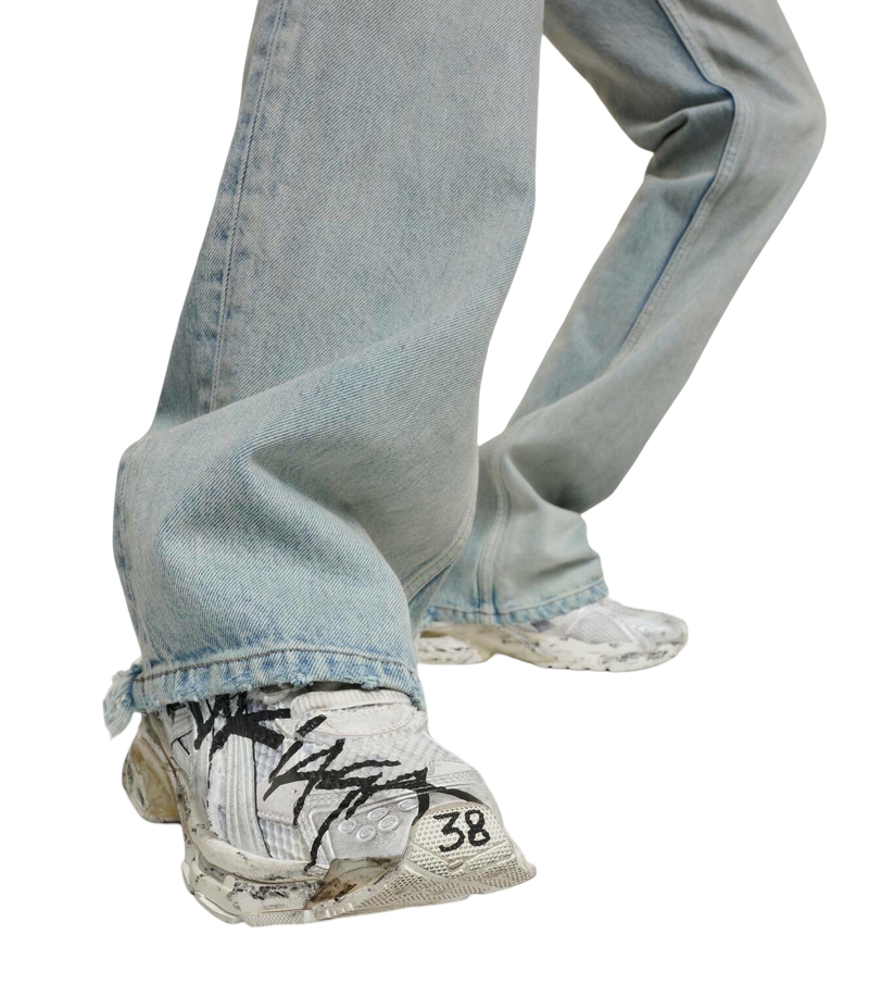 Balenciaga - Graffiti Runner Sneakers in White