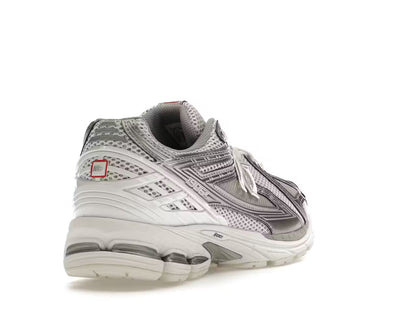 New Balance 1906R
Urbancore Silver
