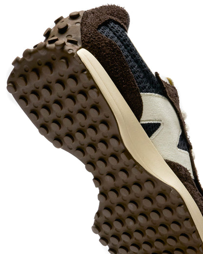 NEW BALANCE U 327 WVB
RICH EARTH