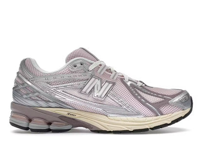 New Balance 1906R
Rose Sugar Silver