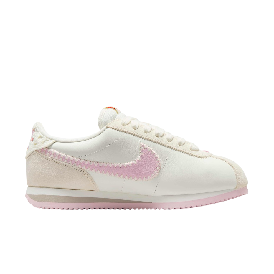 Nike
Women's Cortez "Valentine's Day" - Sail/Pink Foam
