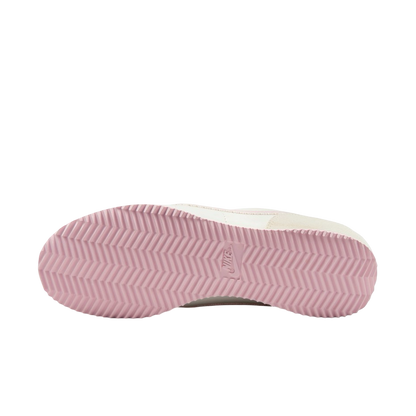 Nike
Women's Cortez "Valentine's Day" - Sail/Pink Foam