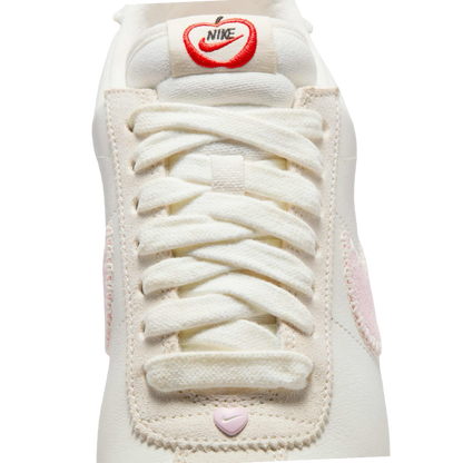 Nike
Women's Cortez "Valentine's Day" - Sail/Pink Foam