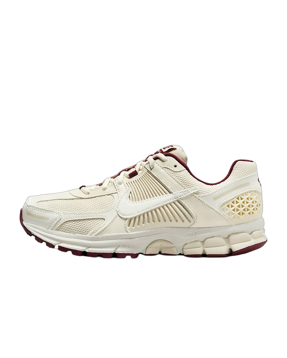 Nike Zoom Vomero 5
Women's Shoes