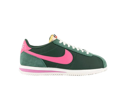 Nike Cortez Trainers
Fir Pinksicle Sail Team Orange