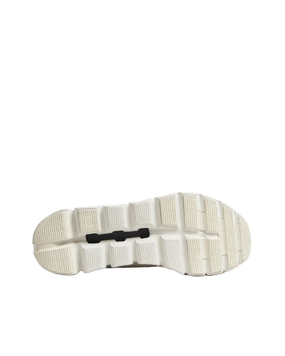 On Running ON Cloud 6 white