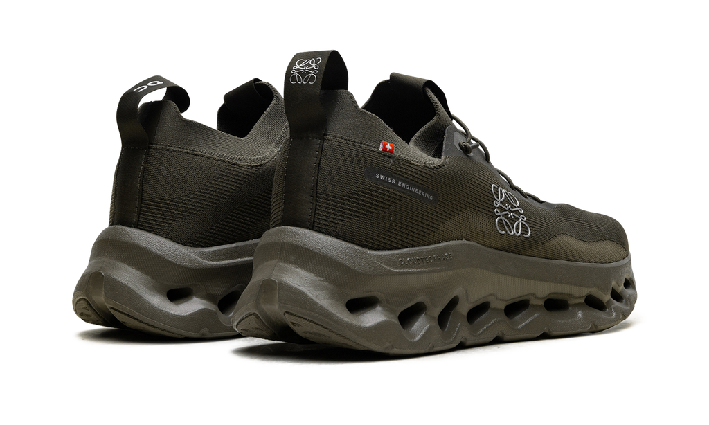 ON CLOUD RUNNING
CLOUDTILT
"LOEWE KHAKI GREEN"