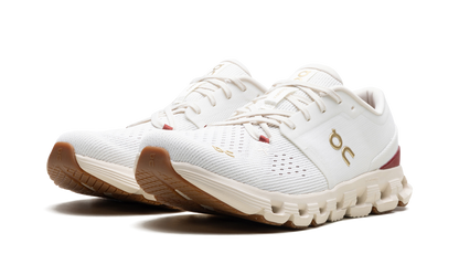 ON CLOUR RUNNING
X 4
"YEAR OF THE SNAKE"