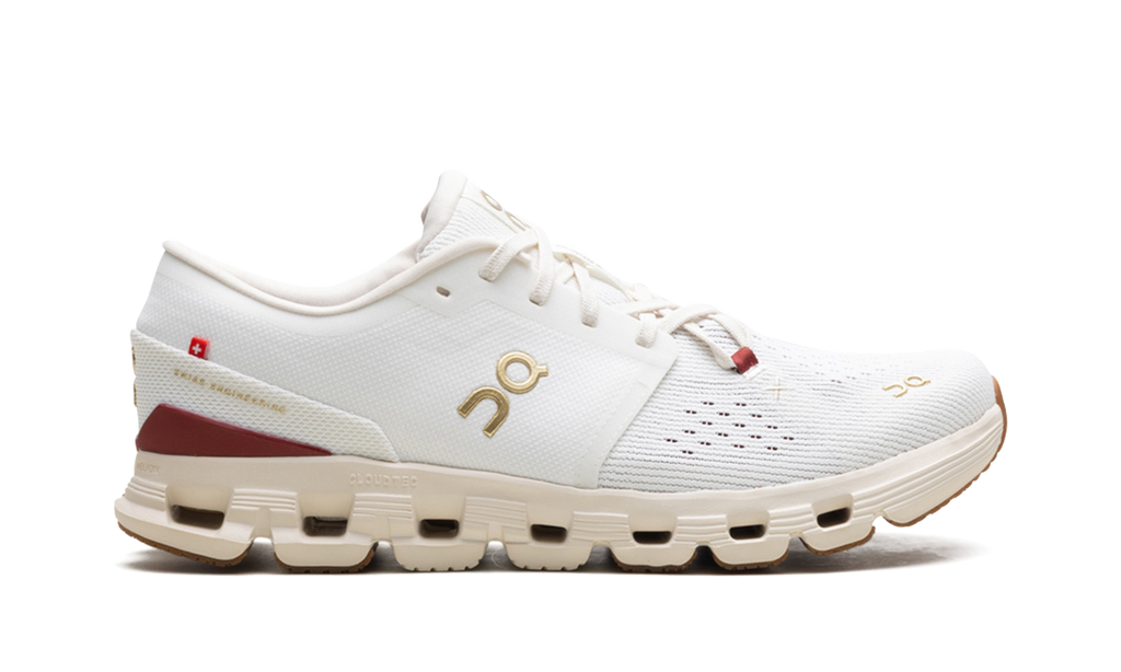 ON CLOUR RUNNING
X 4
"YEAR OF THE SNAKE"