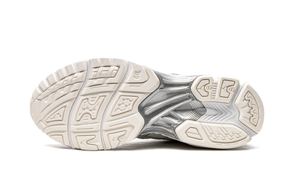 ASICS
GEL-KAYANO 14
"JJJJOUND - SILVER/WHITE"