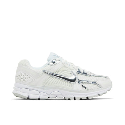 Nike Vomero 5 Chrome Toe