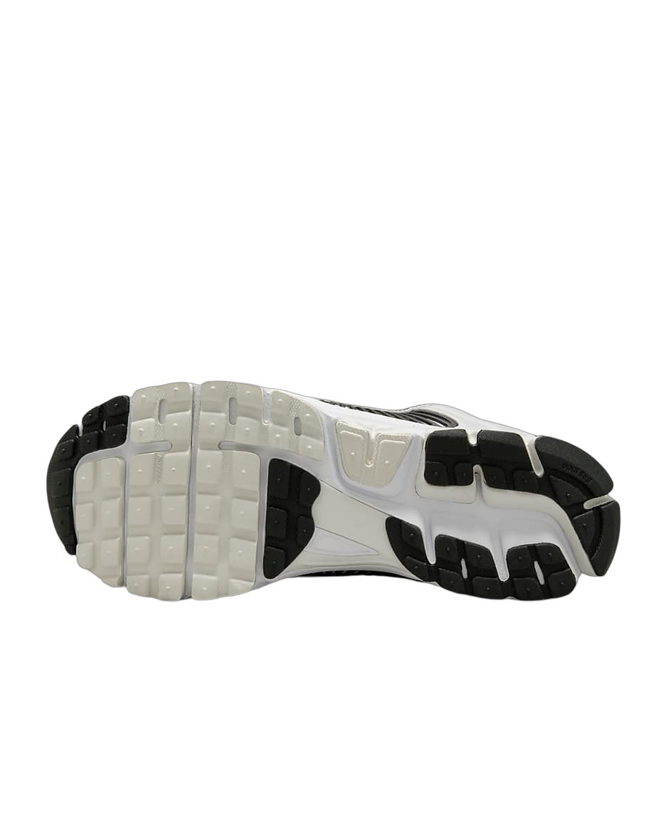 Nike Vomero 5 White Black