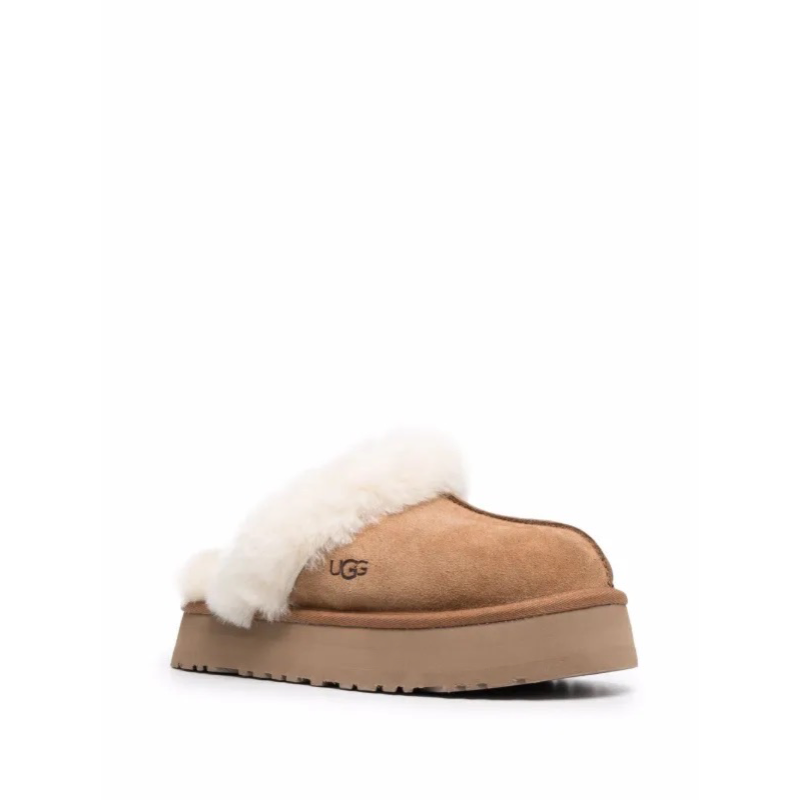 UGG
Disquette suede slippers