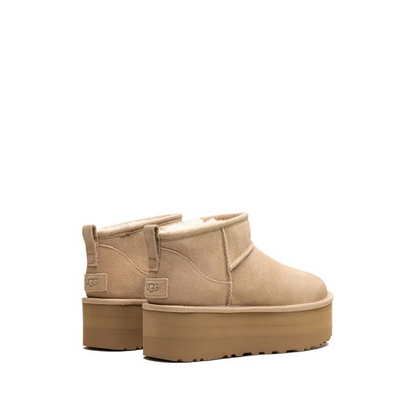 UGG
Classic Ultra Mini Platform "Sand" boots