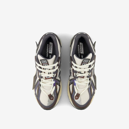 NEW BALANCE
1906A