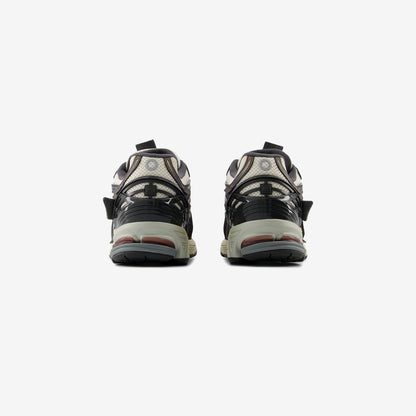 NEW BALANCE
1906A