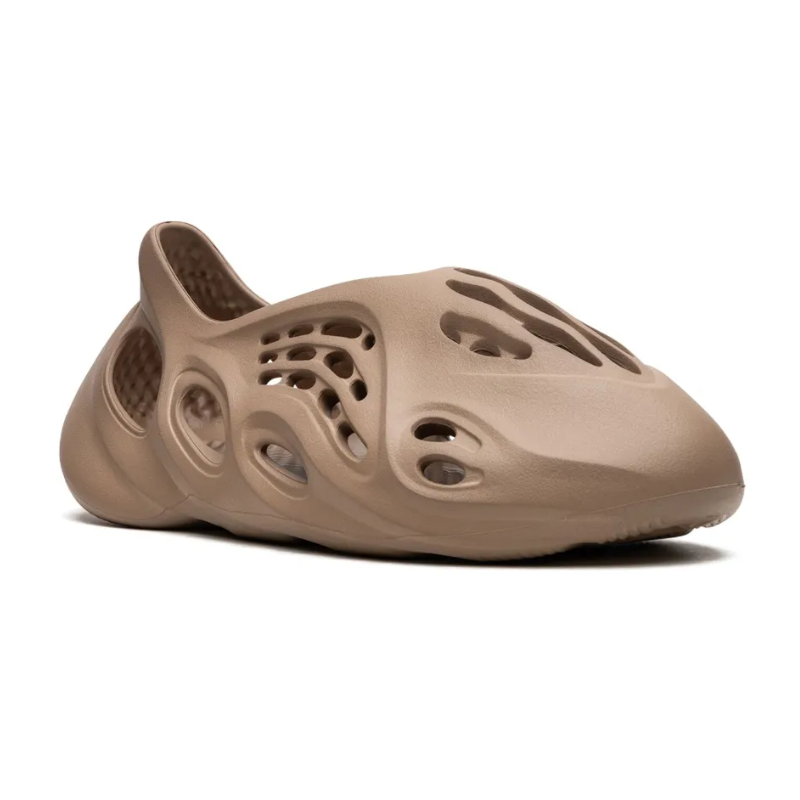 Adidas Yeezy Foam RNNR – Clay Taupe