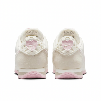 Nike
Women's Cortez "Valentine's Day" - Sail/Pink Foam