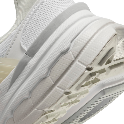 Nike V2K Run / Pure Platinum/Metallic Silver