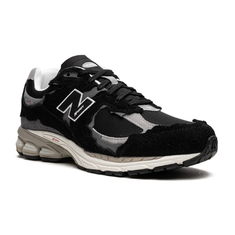 New Balance 2002R Protection – Pack Black Grey