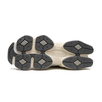 New Balance 9060 – Sea Salt White