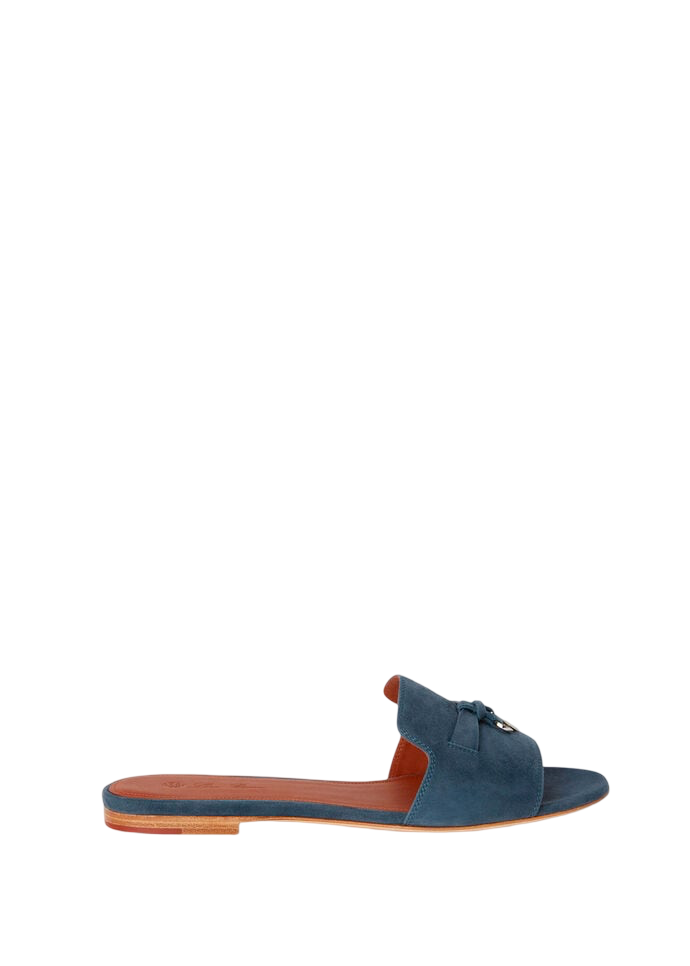 Loro paina Summer Charms Sandal
Swedish goatskin jeans color