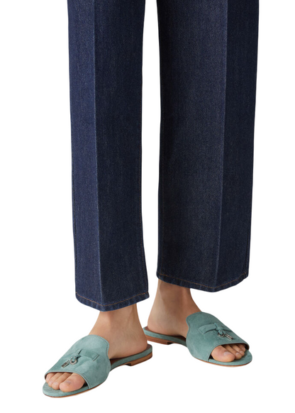 Loro piana Summer Charms
Suede Goatskin
Sap Green